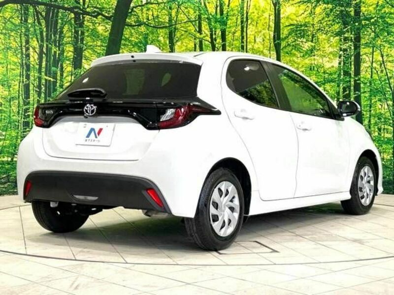 YARIS-17