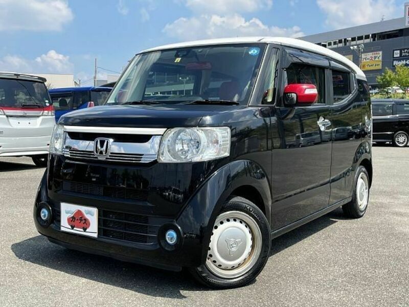 HONDA　N BOX SLASH