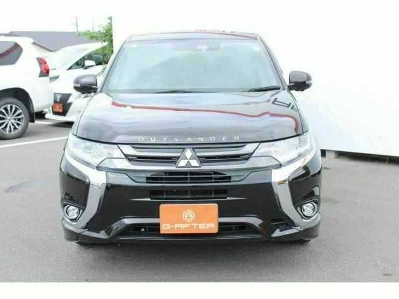 OUTLANDER PHEV-1