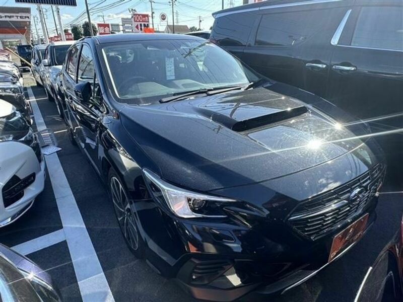 SUBARU　LEVORG