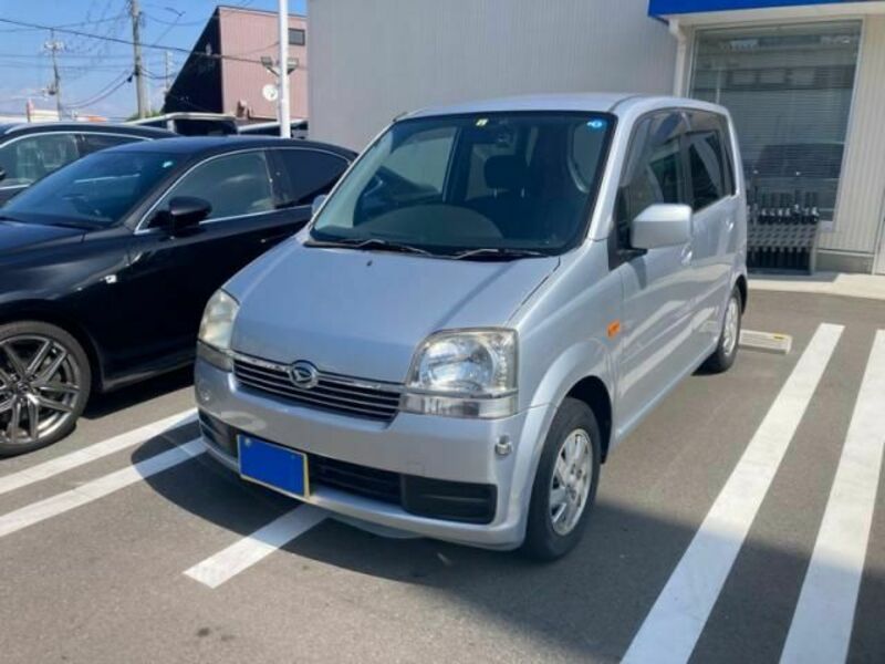 DAIHATSU　MOVE