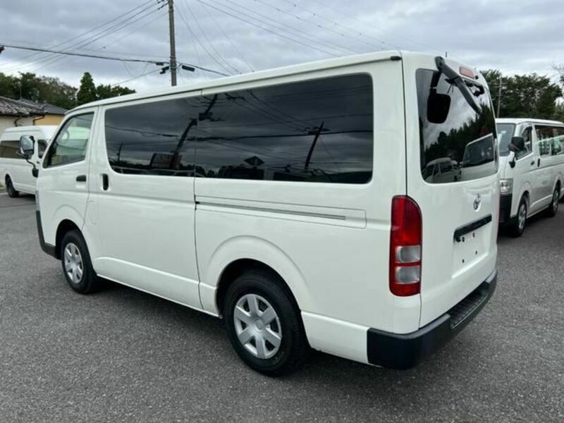 HIACE VAN-4