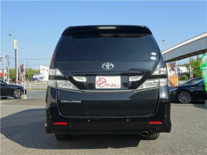 VELLFIRE-8