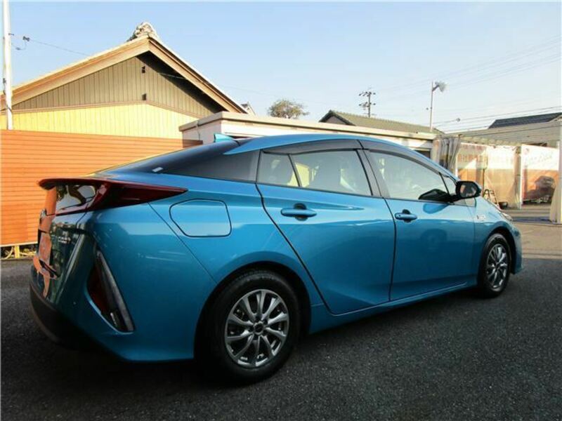 PRIUS PHV-1