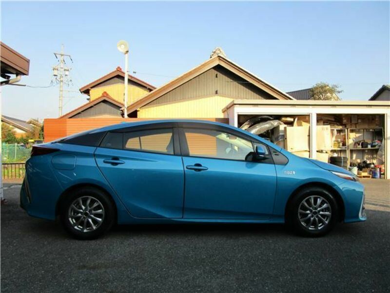 PRIUS PHV-7