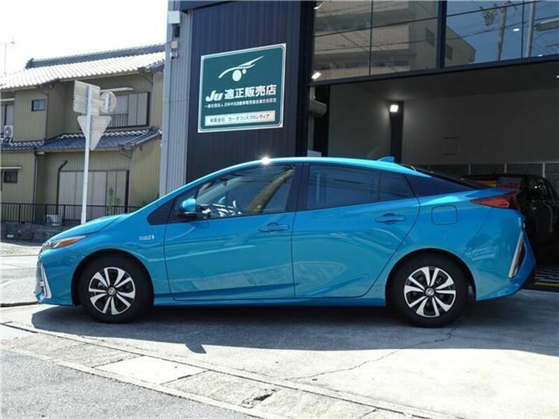 PRIUS PHV-5