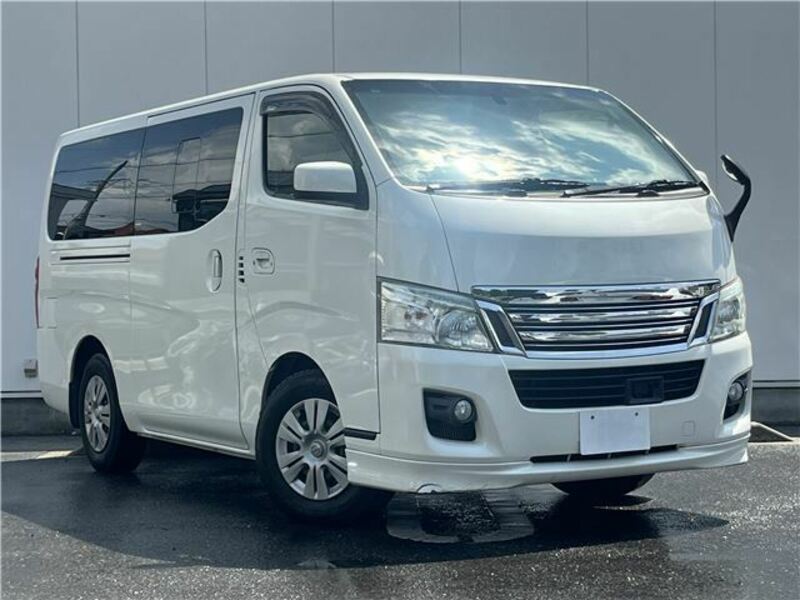 NISSAN　NV350 CARAVAN