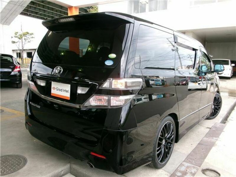 VELLFIRE-9