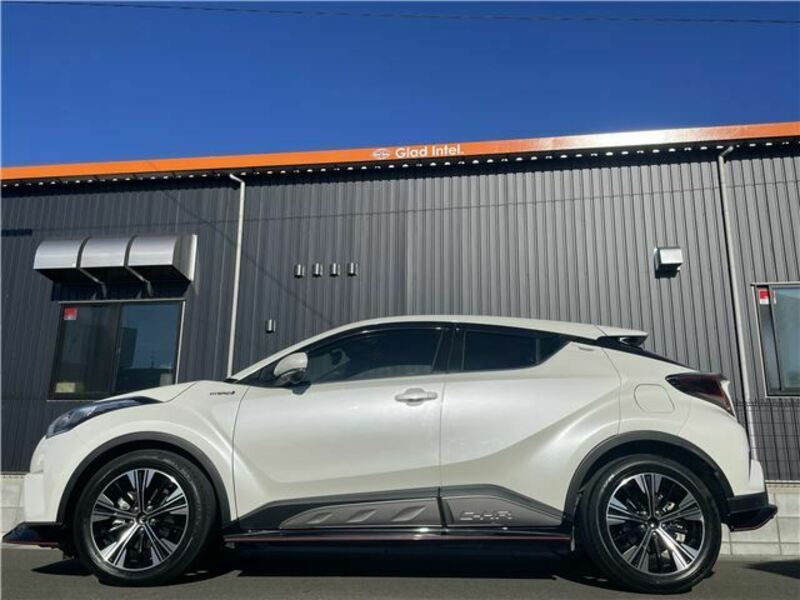 C-HR-32