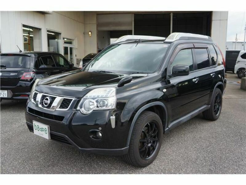 NISSAN　X-TRAIL