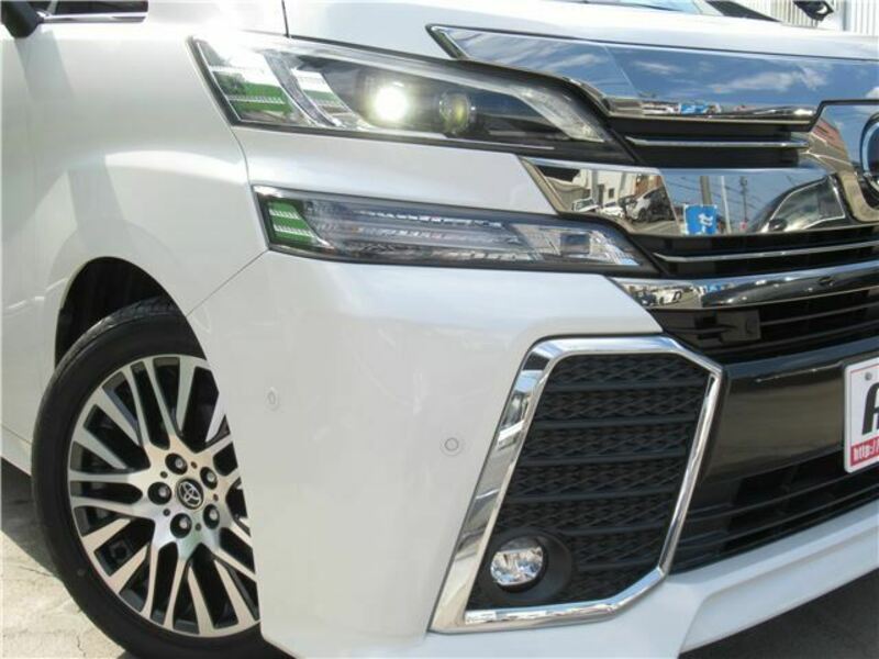 VELLFIRE-8