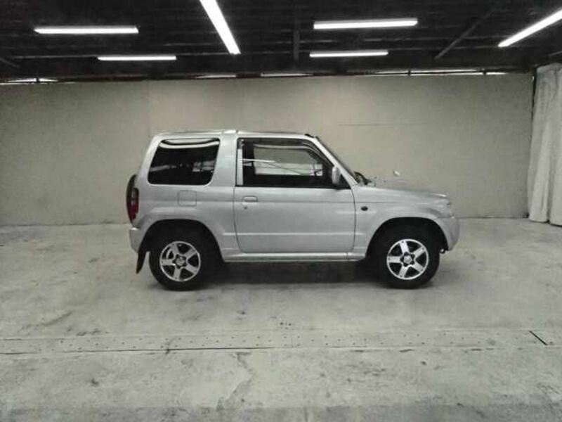 PAJERO MINI-19