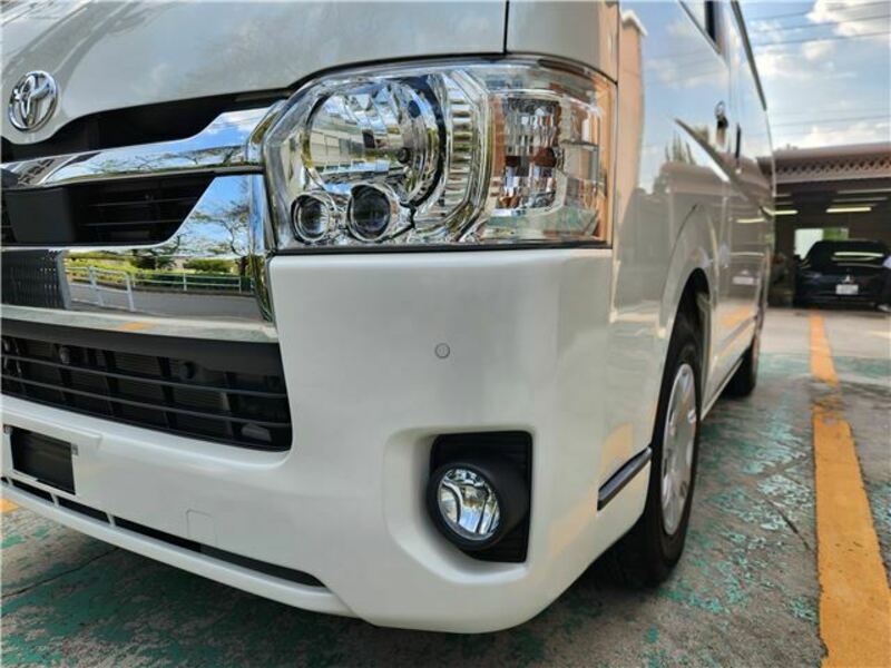 HIACE-10