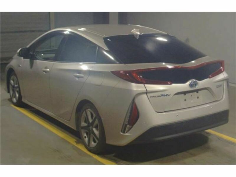 PRIUS PHV-3