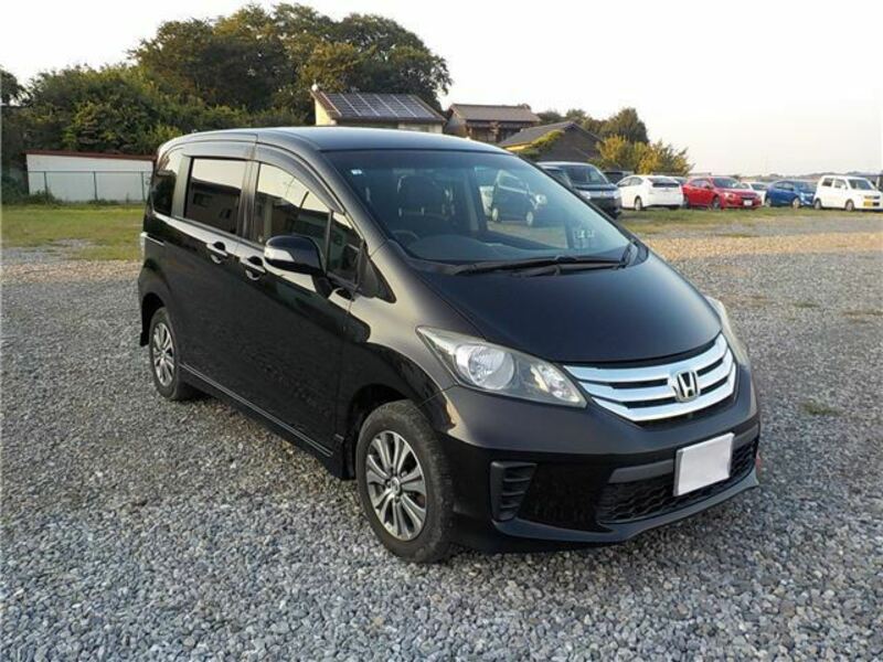 HONDA　FREED