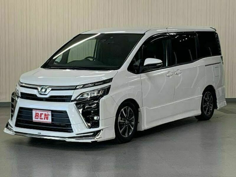 TOYOTA　VOXY