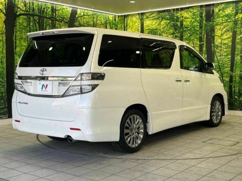 VELLFIRE-18