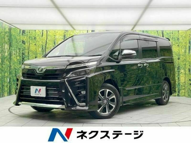 TOYOTA　VOXY