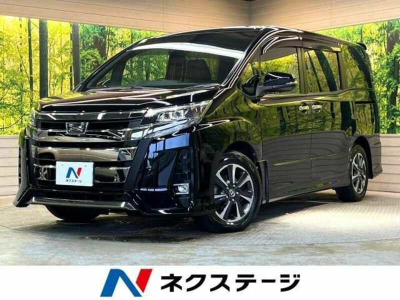 TOYOTA　NOAH