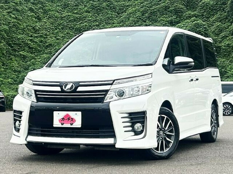 TOYOTA　VOXY