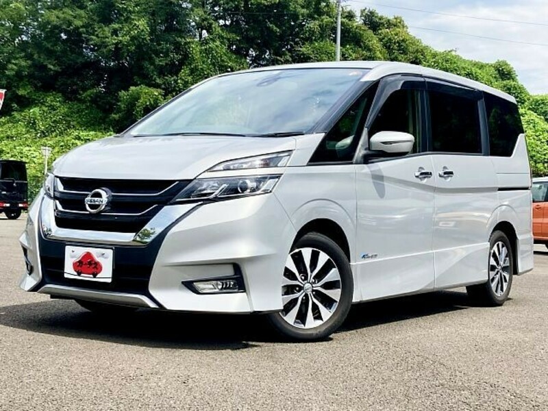 NISSAN　SERENA