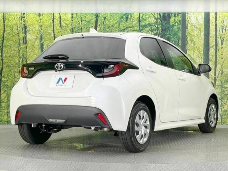 YARIS-17