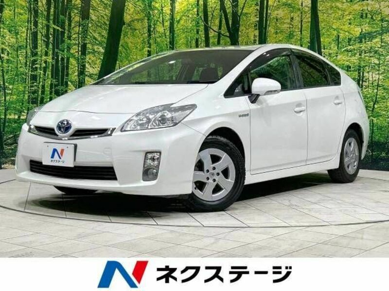 TOYOTA　PRIUS