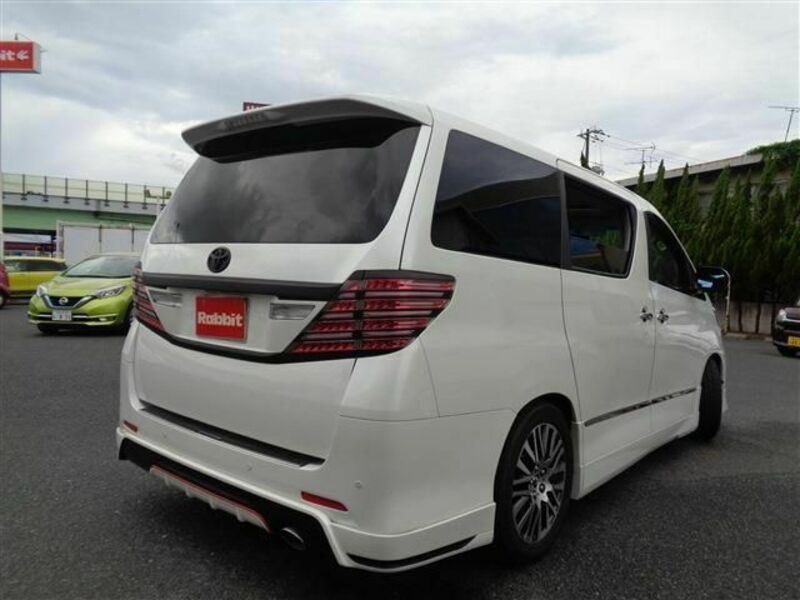 VELLFIRE-16