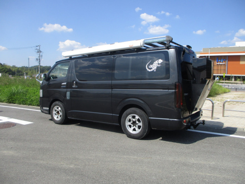 HIACE VAN-8