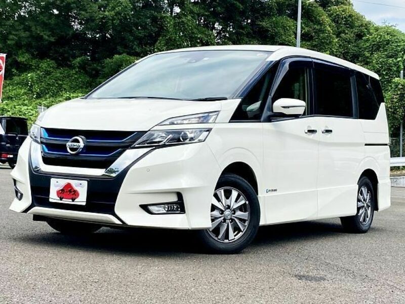 NISSAN　SERENA