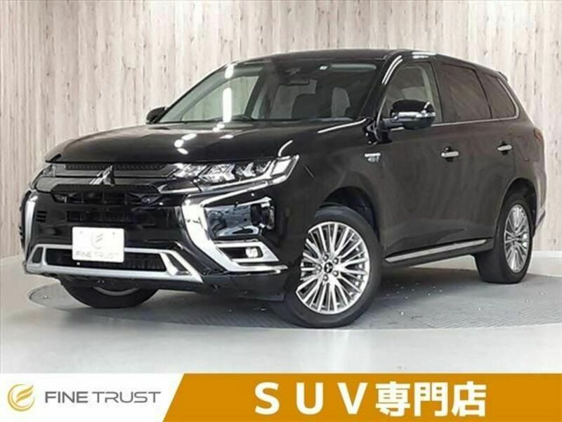 MITSUBISHI　OUTLANDER PHEV