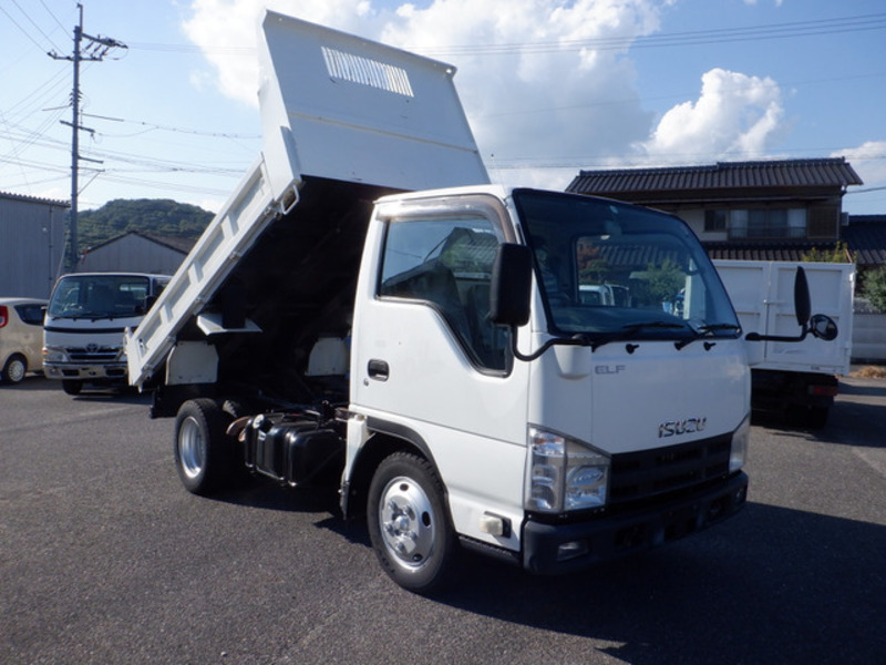 ISUZU　ELF