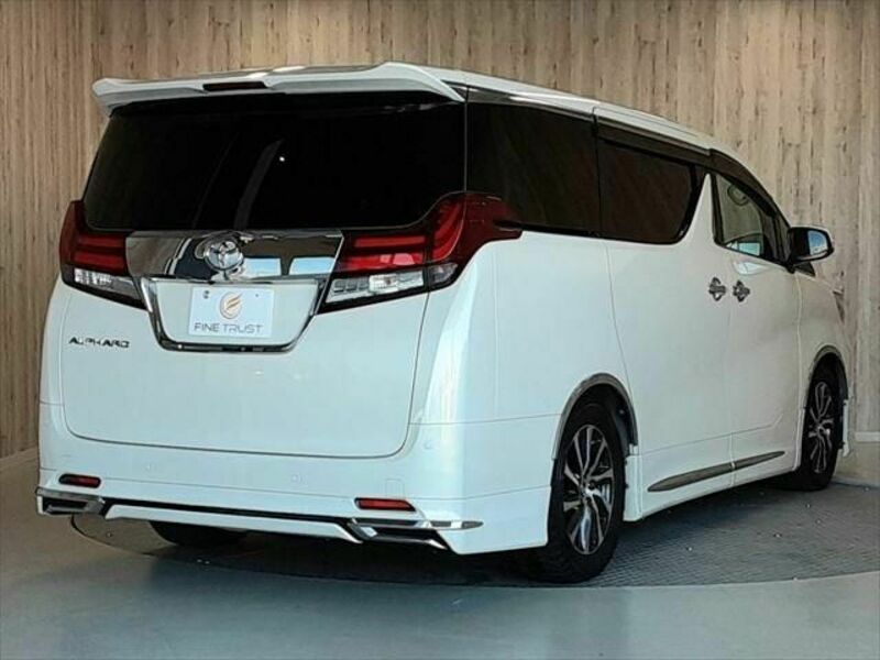 ALPHARD-21