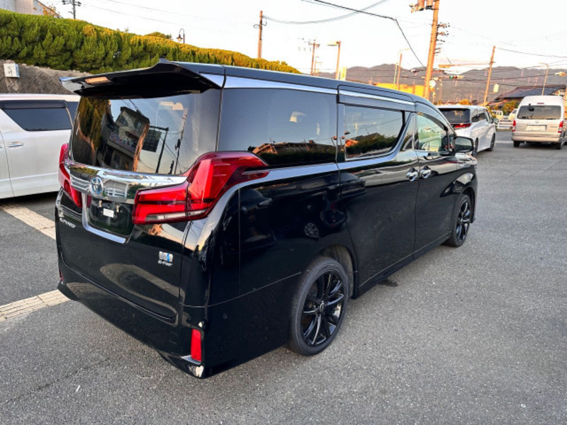 ALPHARD-4