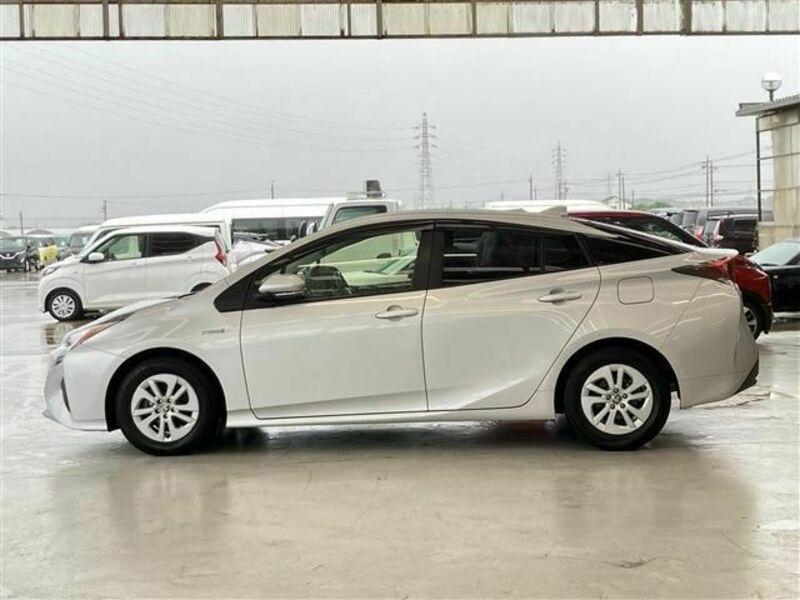 PRIUS-22