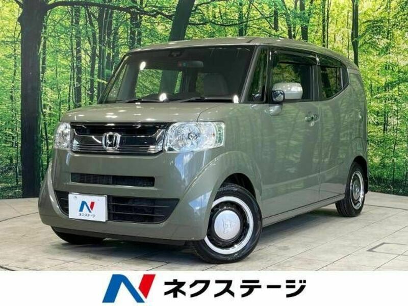 HONDA　N BOX SLASH