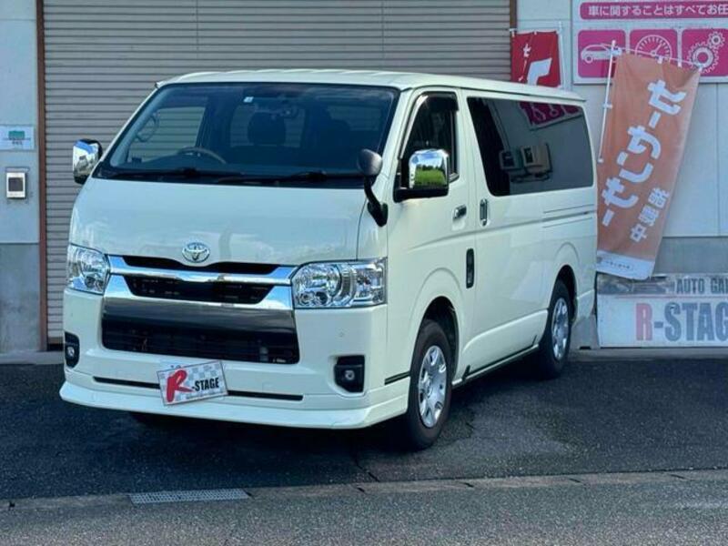 HIACE VAN