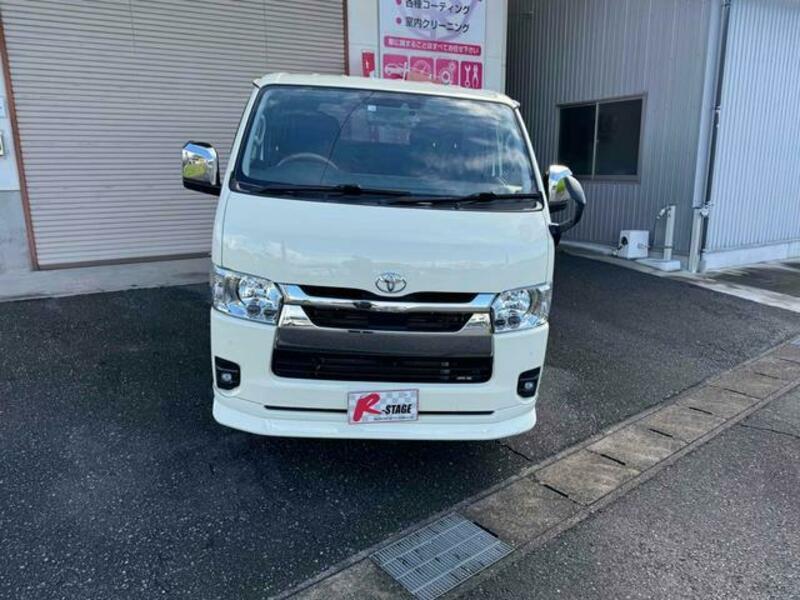 HIACE VAN-11