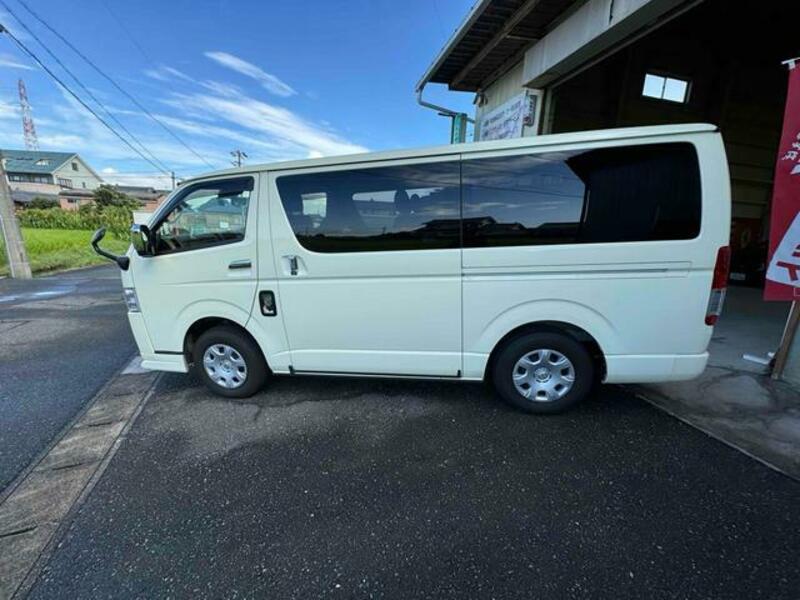 HIACE VAN-16