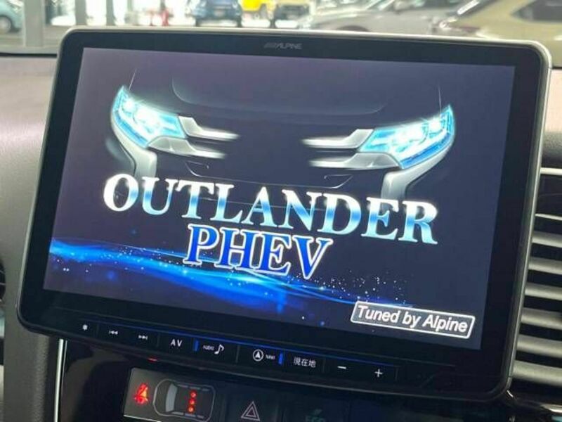 OUTLANDER PHEV-3