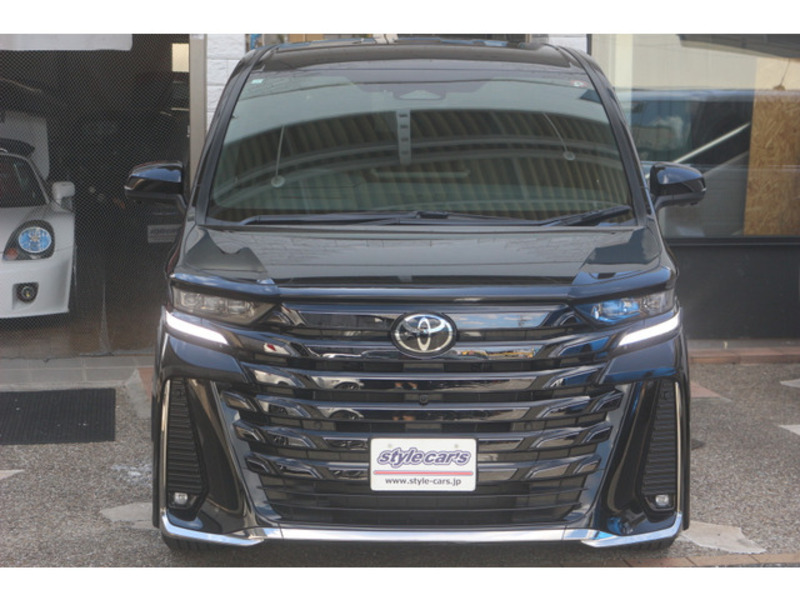 VELLFIRE-9