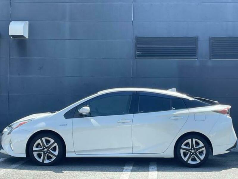 PRIUS-2