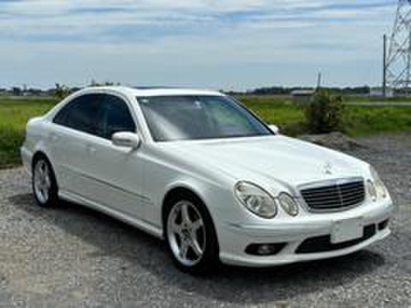 MERCEDES-BENZ　E-CLASS