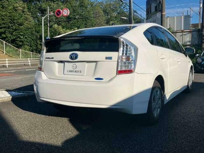 PRIUS-2