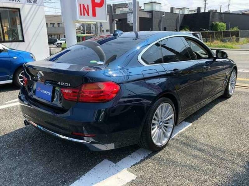 4 SERIES-17