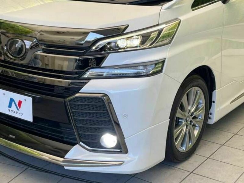 VELLFIRE-12