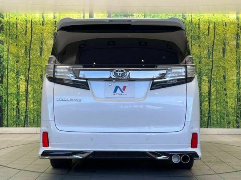 VELLFIRE-15