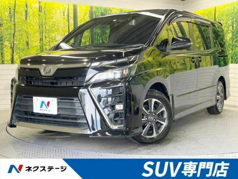 TOYOTA　VOXY