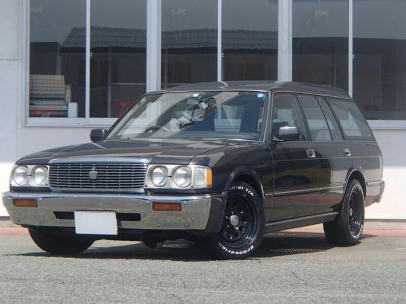 TOYOTA　CROWN WAGON