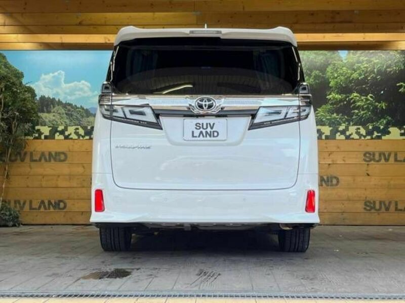 VELLFIRE-15